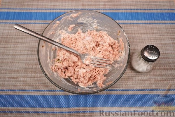 Фаршированные оливки с тунцом, жаренные во фритюре