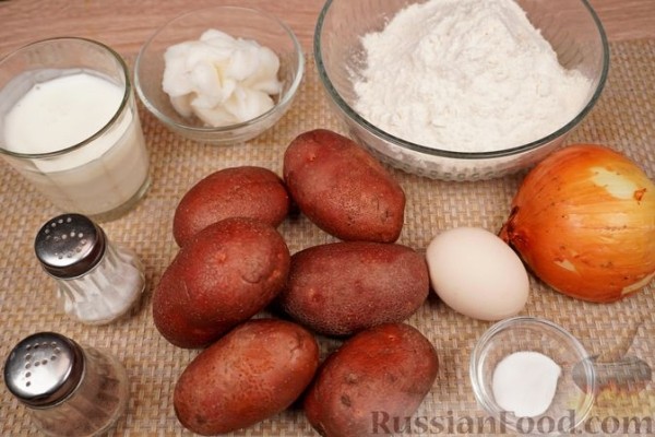 Жареный картофель с луком и нудлями