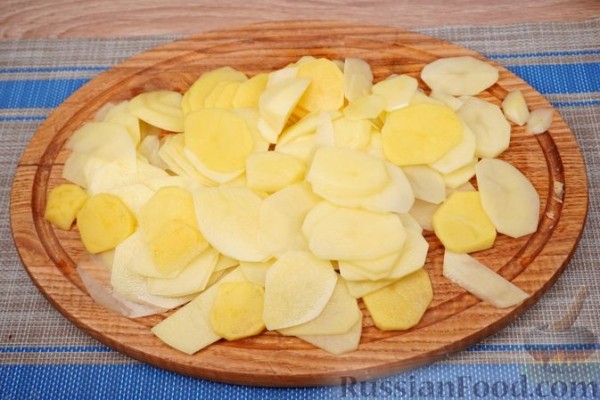 Картофельный гратен с творогом и сыром