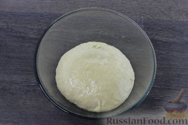 Пасхальный кулич "Кролик" с миндалём и цукатами