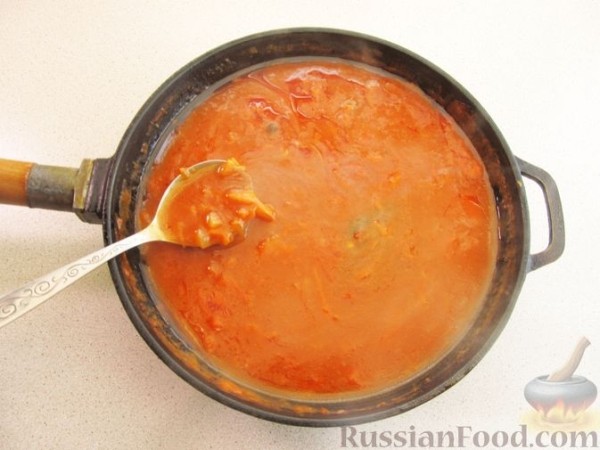 Свиные котлеты, запечённые в томатном соусе