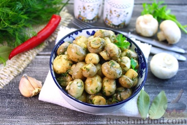 Маринованные шампиньоны