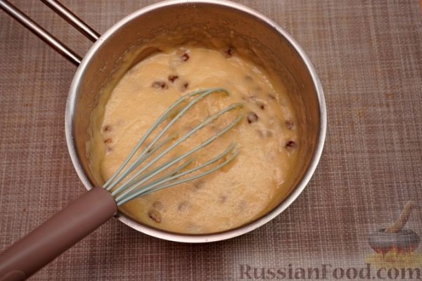 Манное суфле с яблоками и изюмом