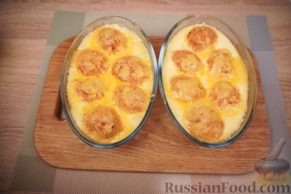 Запечённые яйца, фаршированные ветчиной