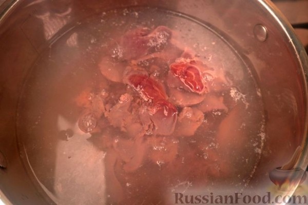Дроб из печени со сладким перцем и варёными яйцами