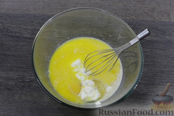 Пасхальный кулич "Кролик" с миндалём и цукатами