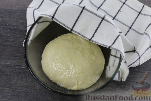 Пасхальный кулич "Кролик" с миндалём и цукатами