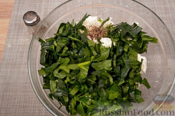Плацинды с творогом и зеленью