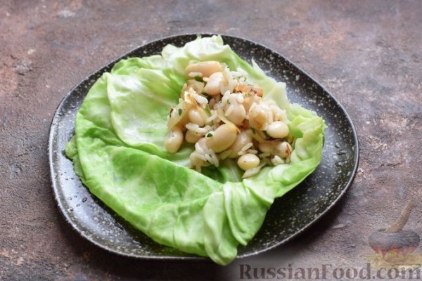 Голубцы с рисом и фасолью