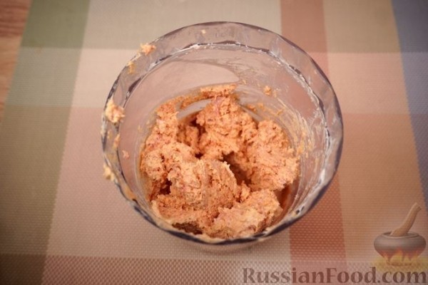 Запечённые яйца, фаршированные ветчиной