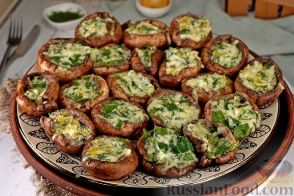Шампиньоны с сырной начинкой (на мангале)