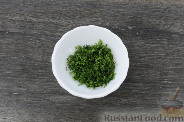 Жареная отварная молодая картошка с грибами и мёдом