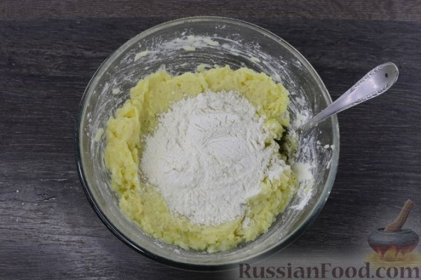 Картофельный рулет с беконом