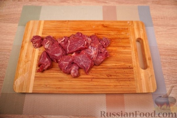 Мелидзанес папуцакья (фаршированные баклажаны)