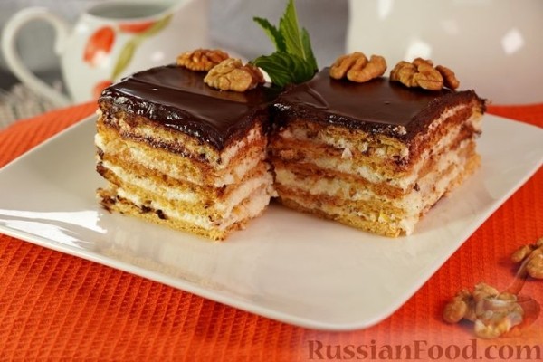 Медовик с грецкими орехами, по-венгерски