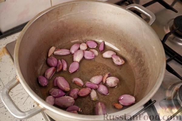 Ножка барашка, запечённая с овощами