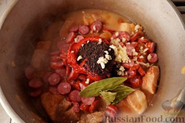 Токитура (мясное рагу)