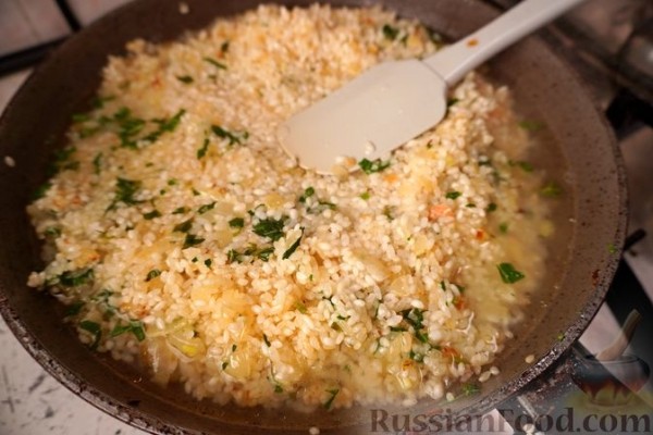 Хамси пилав (турецкий плов с анчоусами)