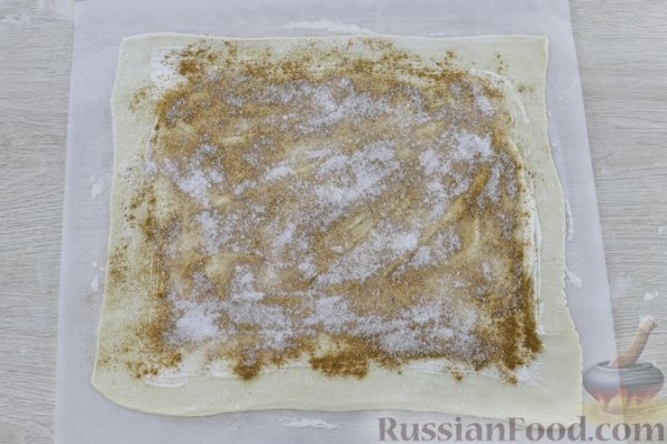Слоёный пирог с вишней