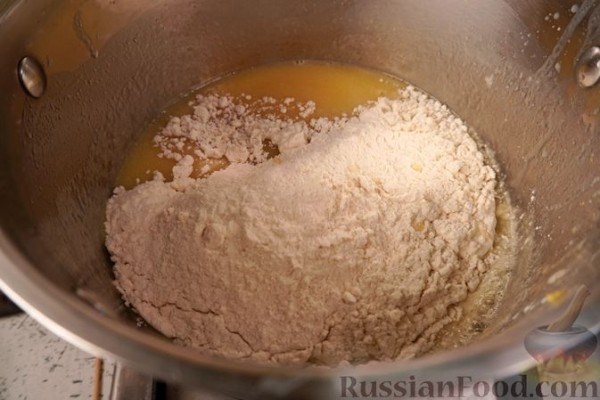 Медовик с грецкими орехами, по-венгерски