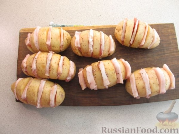 Картофель, запечённый с салом