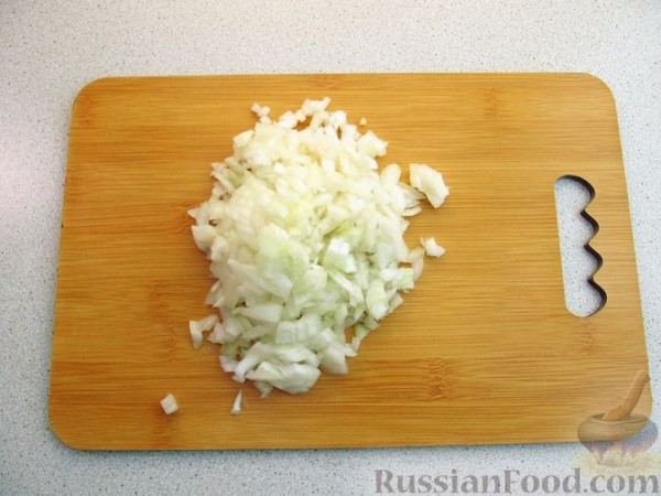 Куриная печень, запечённая с луком