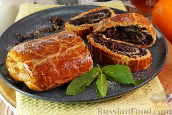 Венгерский маковый рулет (Макош бейгли)