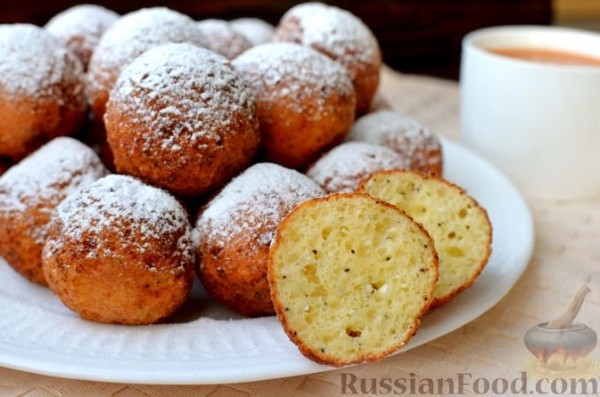 Творожные пончики с маком