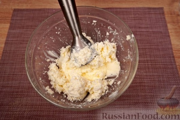 Пикантные шарики из брынзы и творога
