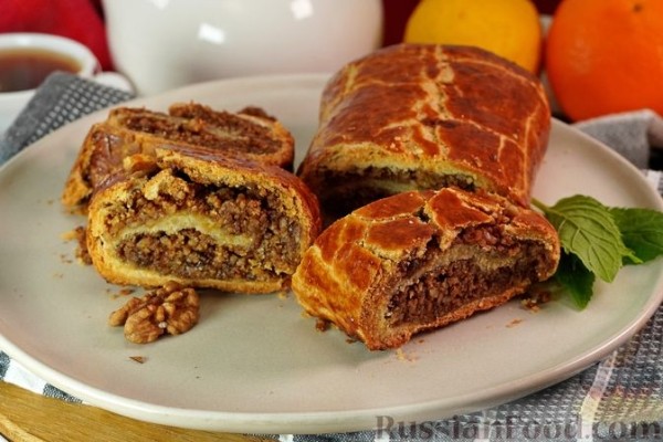 Венгерский рулет с орехами (Диош бейгли)