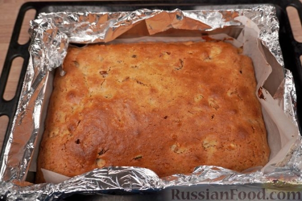 Фануропита (пирог с орехами, сухофруктами и цукатами)