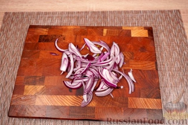 Салат со спаржей по-турецки (Kuşkonmaz Salatası)