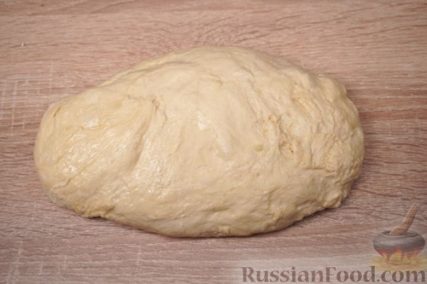 Картофельные булочки с яйцами, зеленью и сыром