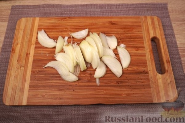 Лазанки, запечённые с капустой, мясом и грибами