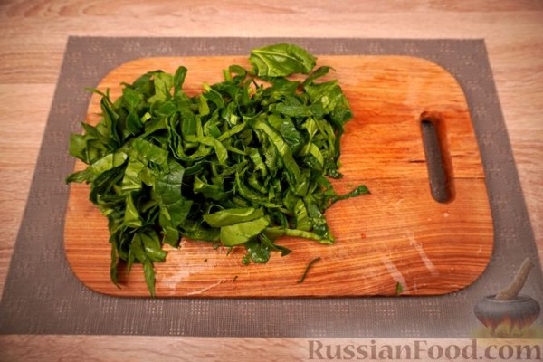 Калицунья (пирожки со шпинатом и творогом)