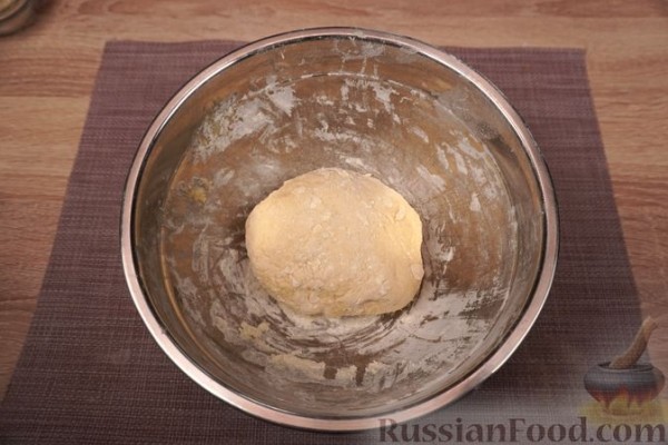 Лазанки, запечённые с капустой, мясом и грибами