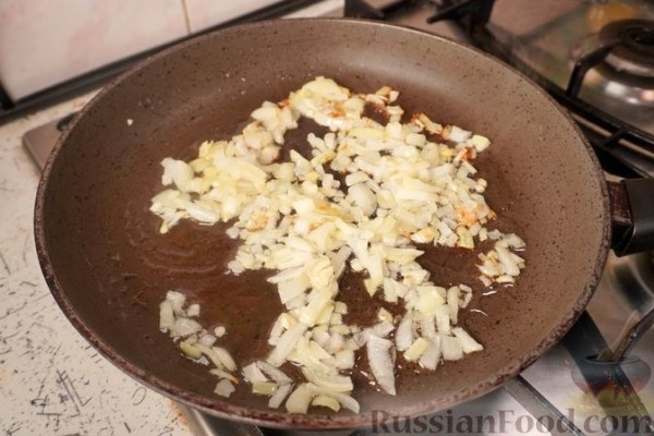 Мелидзанес папуцакья (фаршированные баклажаны)