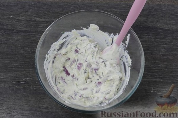 Мясные лодочки с грибами, сыром и помидорами (в духовке)