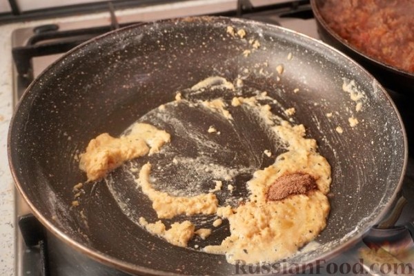 Мелидзанес папуцакья (фаршированные баклажаны)