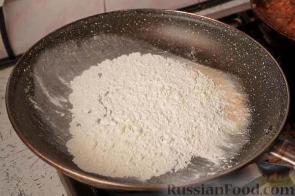 Мелидзанес папуцакья (фаршированные баклажаны)