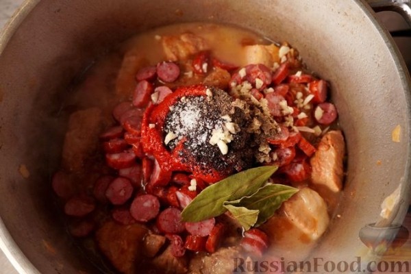 Токитура (мясное рагу)