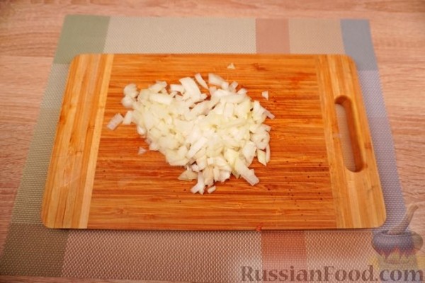 Мелидзанес папуцакья (фаршированные баклажаны)