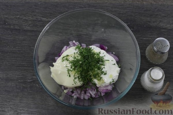 Мясные лодочки с грибами, сыром и помидорами (в духовке)