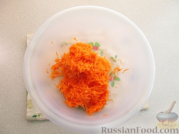 Пирог из овсянки и моркови (без муки и сахара)