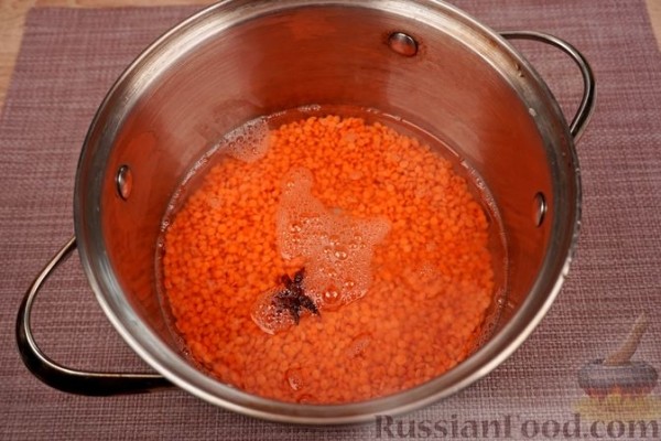 Пирог из теста фило, с чечевицей