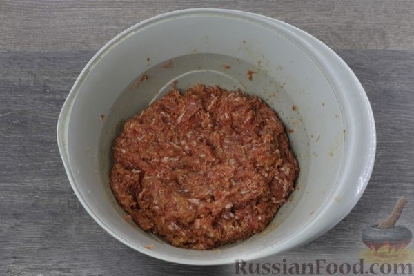 Мясные лодочки с грибами, сыром и помидорами (в духовке)