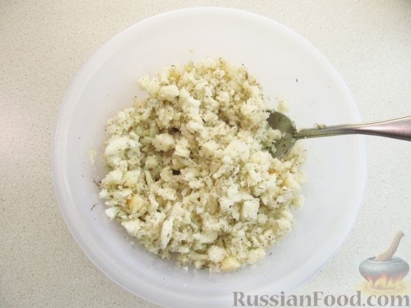 Куриная печень, запечённая с луком