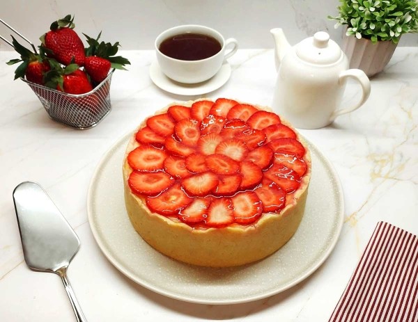 Сметанный чизкейк с клубникой