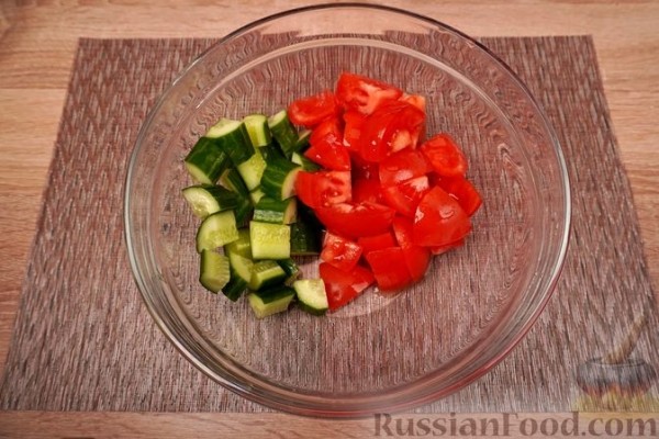 Греческий салат с редиской