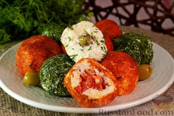 Пикантные шарики из брынзы и творога